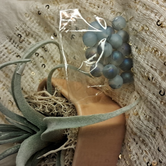 Blue beads lot of 20 NWOT - Picture 2 of 2